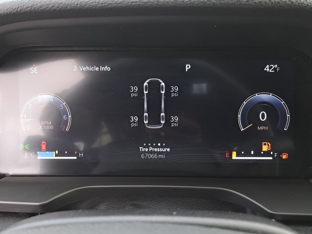 Certified 2023 Jeep Grand Cherokee L Laredo AWD/4WD image 22