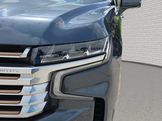 Used 2021 Chevrolet Suburban High Country w/ Premium Package RWD image 33