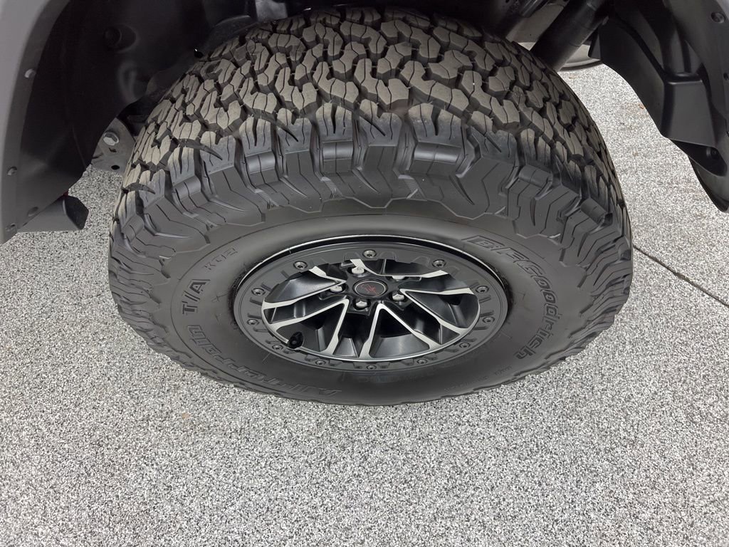 Used 2025 Jeep Wrangler Unlimited Rubicon image 8