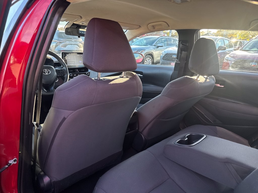 Used 2021 Toyota Corolla LE w/ LE Convenience Package FWD image 37