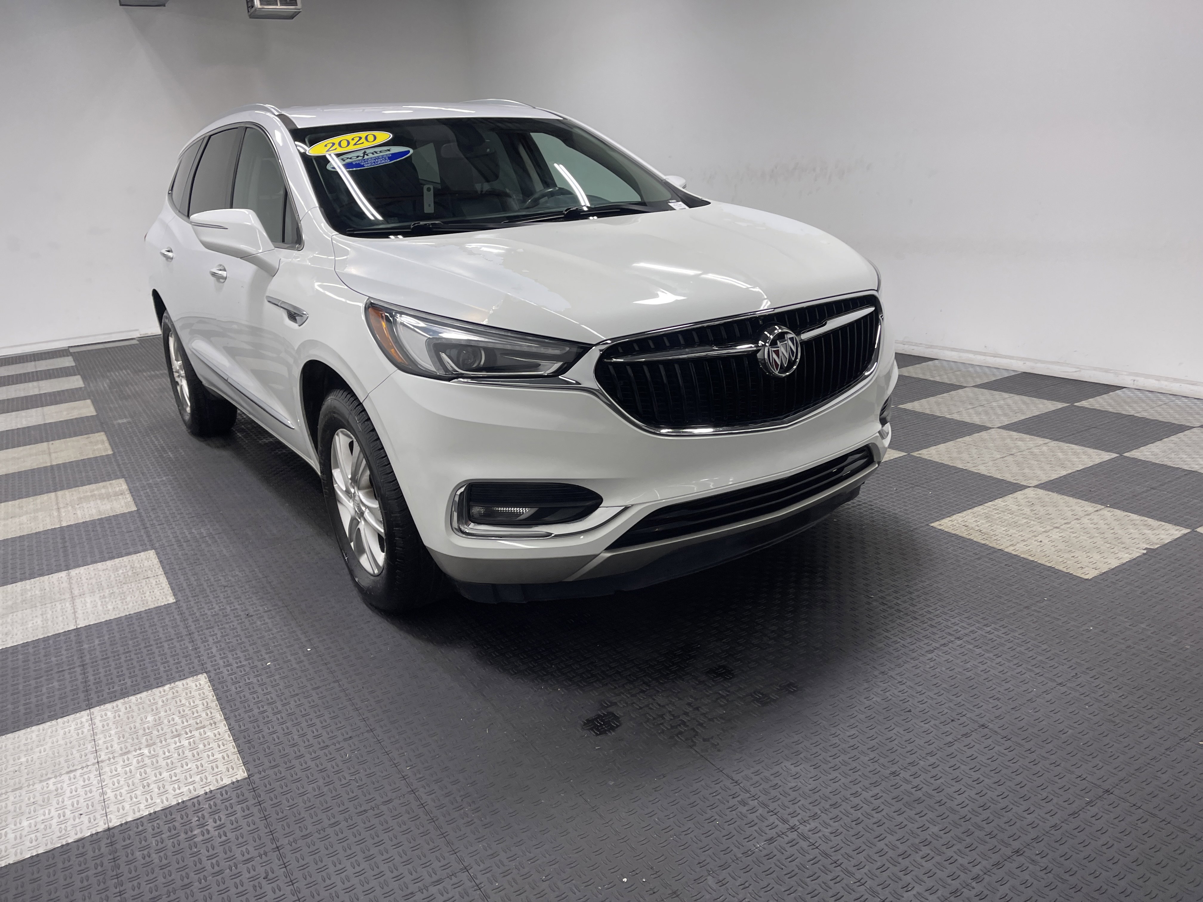 Used 2020 Buick Enclave Essence FWD image 6
