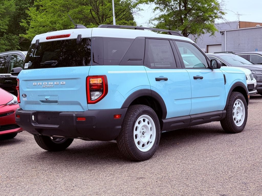 New 2026 Ford Bronco Sport Heritage w/ Convenience Package AWD/4WD image 3
