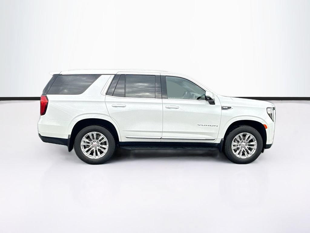 Used 2023 GMC Yukon SLT w/ SLT Premium Package AWD/4WD image 10