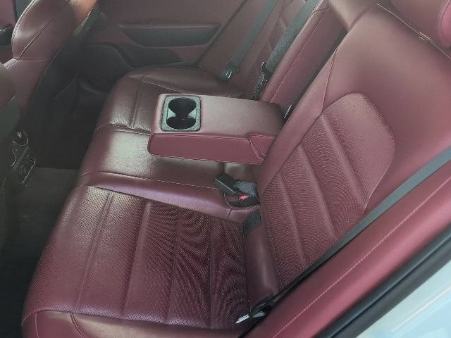 Used 2020 Kia Stinger GT2 AWD/4WD image 18