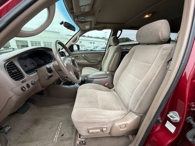 Used 2002 Toyota Sequoia SR5 AWD/4WD image 40