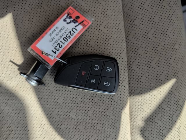 Used 2025 Chevrolet Equinox ACTIV w/ Safety and Technology Package FWD image 27