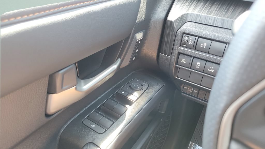 Certified 2026 Toyota 4Runner Platinum AWD/4WD image 18