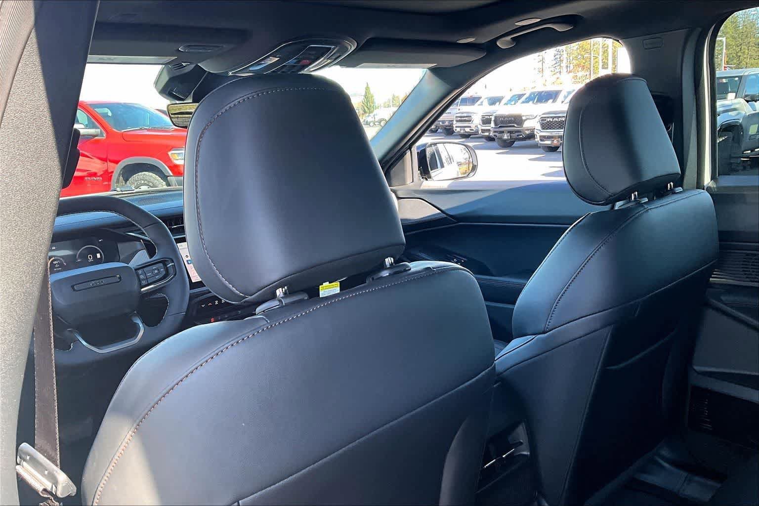 New 2026 Jeep Cherokee Limited AWD/4WD image 12
