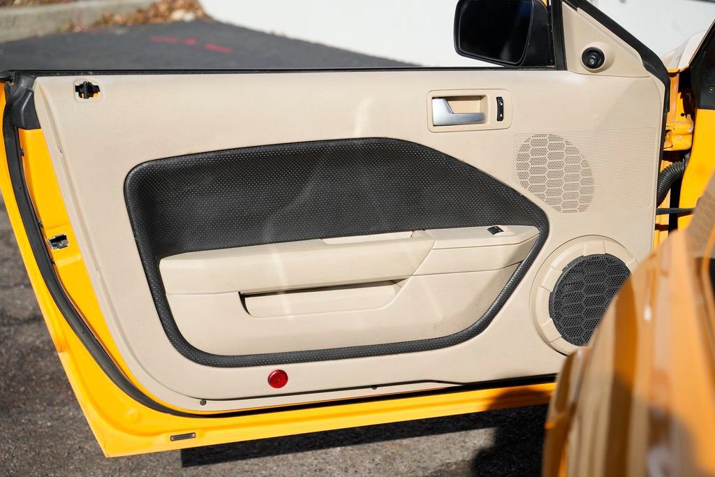 Used 2008 Ford Mustang GT image 18