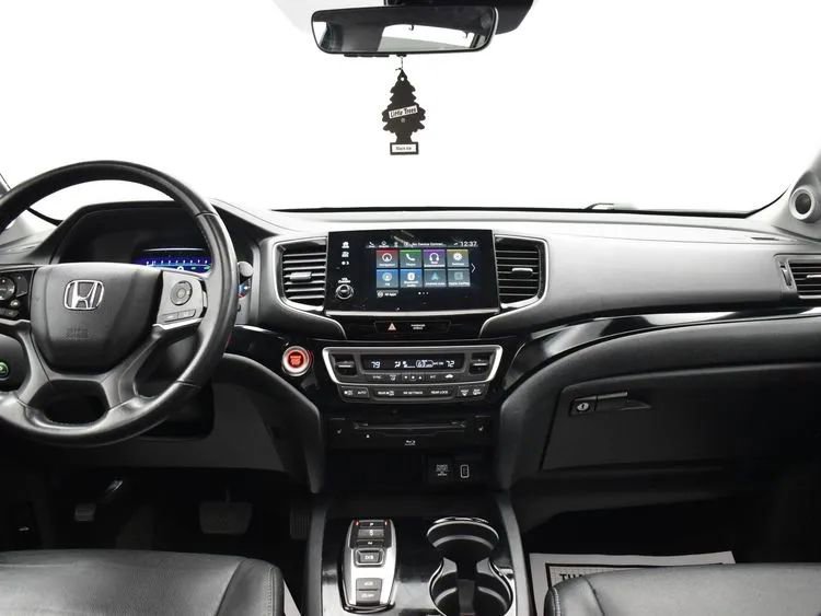 Used 2022 Honda Pilot Touring image 19