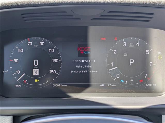 New 2026 Land Rover Discovery Dynamic SE image 11