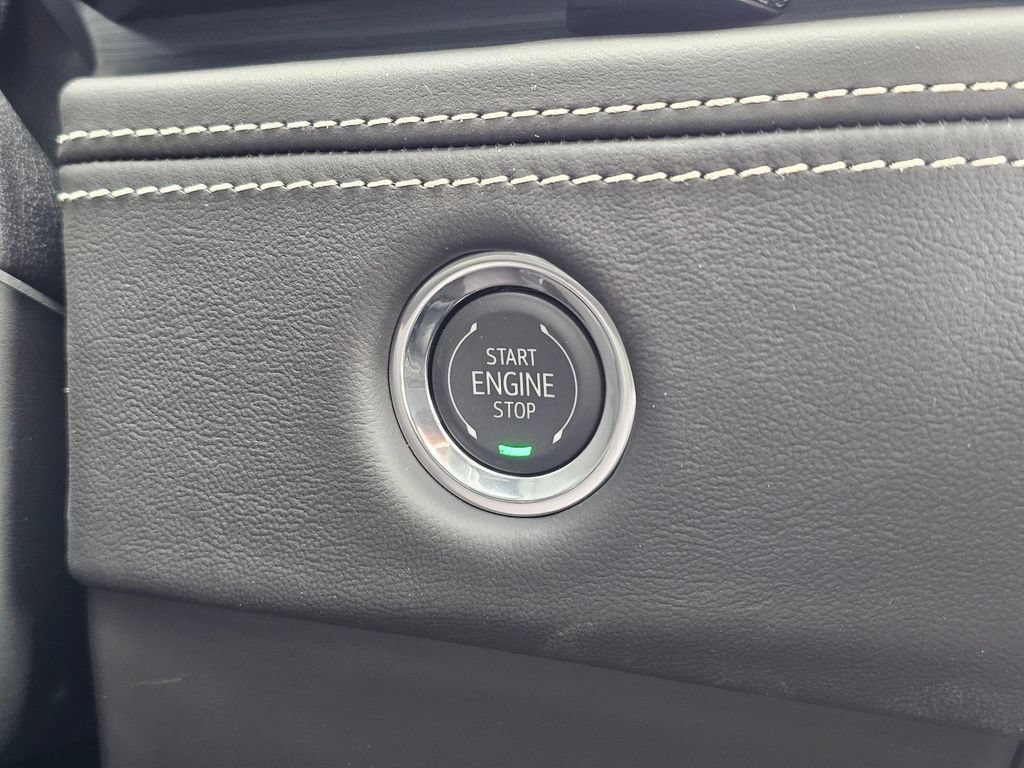 New 2026 Cadillac Escalade Platinum Sport AWD/4WD image 36