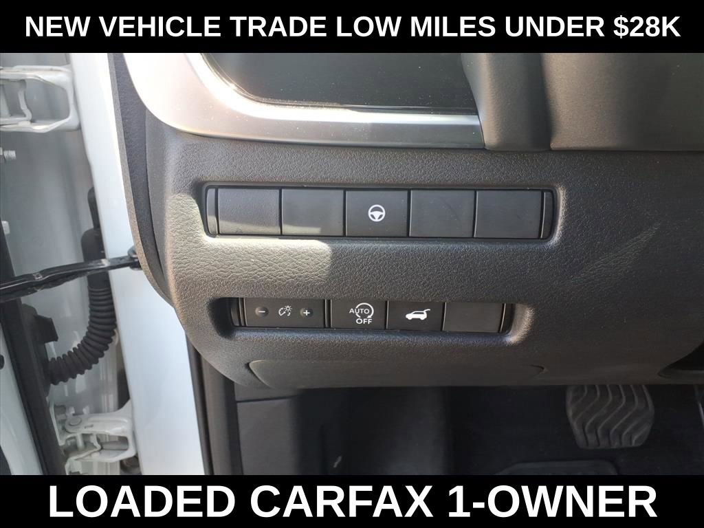 Used 2024 Nissan Rogue SL w/ SL Premium Package AWD/4WD image 17