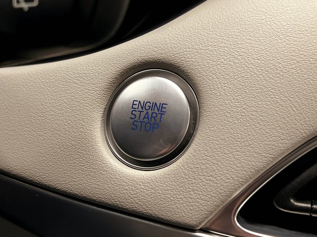 Used 2021 Hyundai Palisade Limited image 22