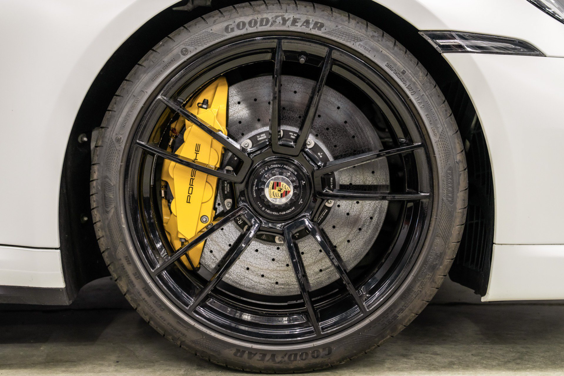 Used 2022 Porsche 911 Turbo S AWD/4WD image 36