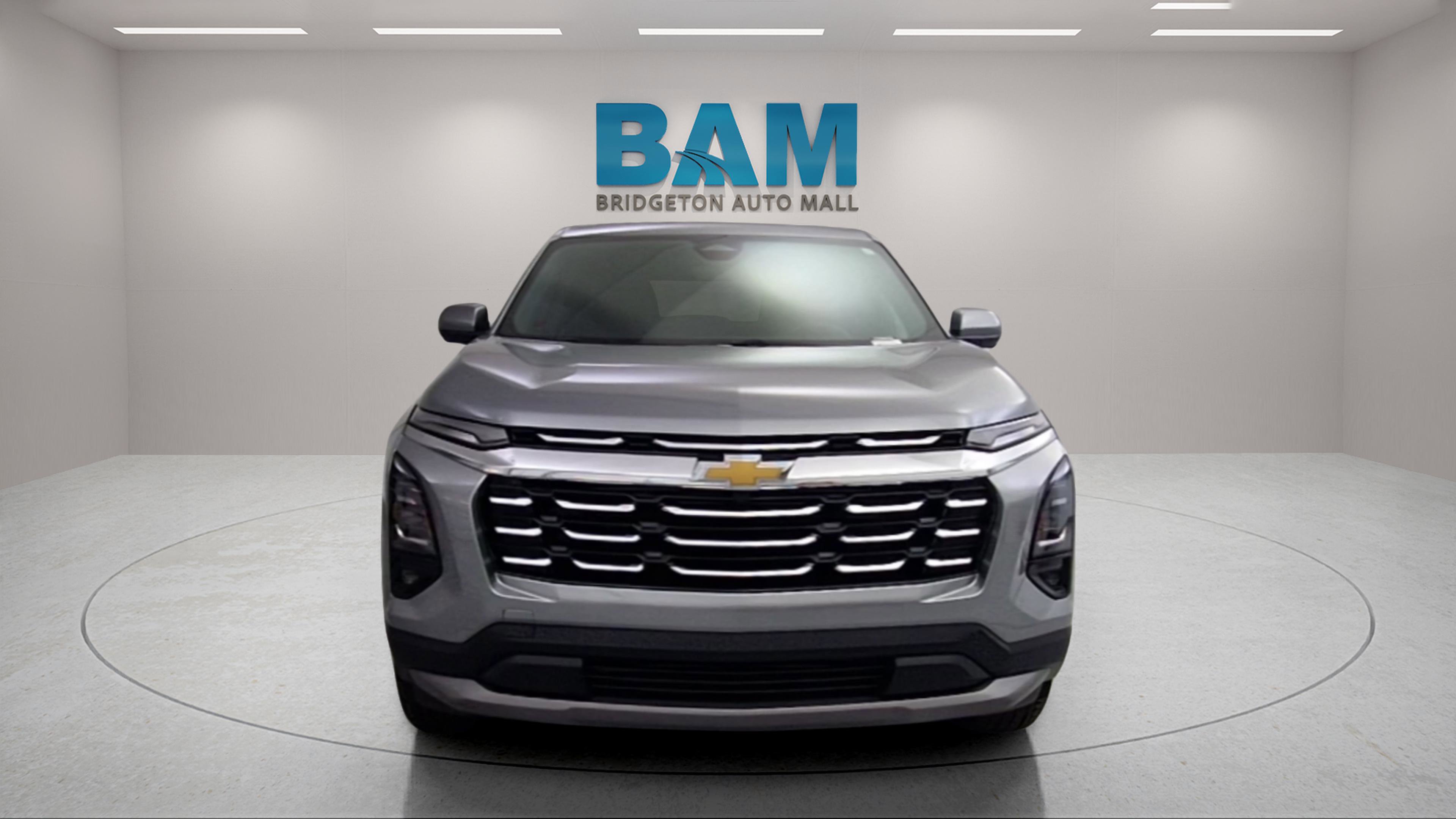 New 2026 Chevrolet Equinox LT w/ Safety and Technology Package image 2