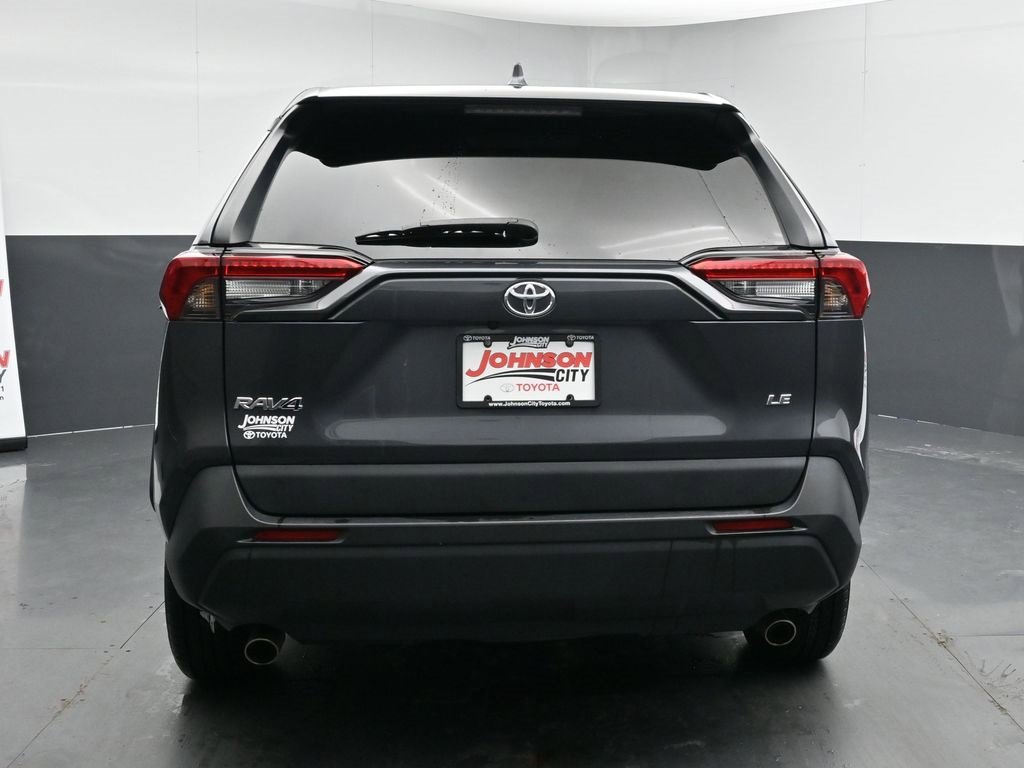 Used 2023 Toyota RAV4 LE image 7