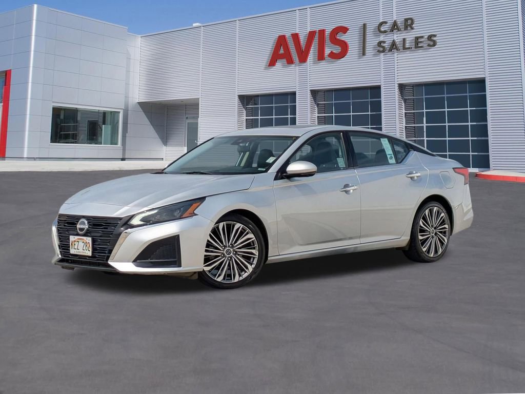 Used 2023 Nissan Altima 2.5 SL image 1