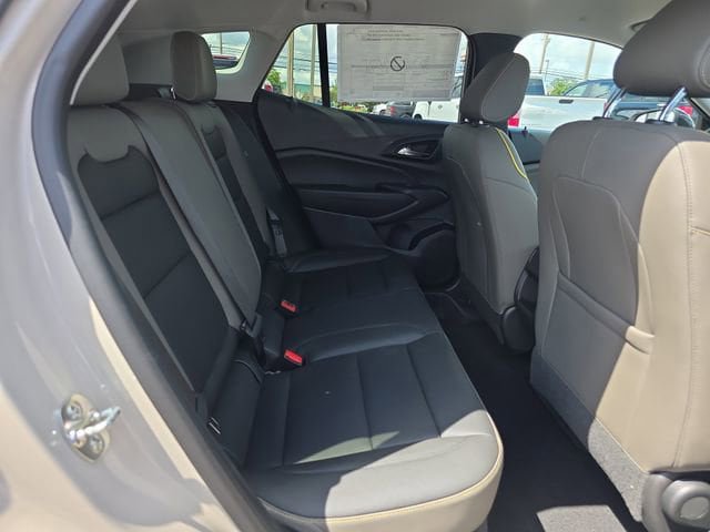 New 2026 Chevrolet Trax ACTIV w/ Driver Confidence Package FWD image 14