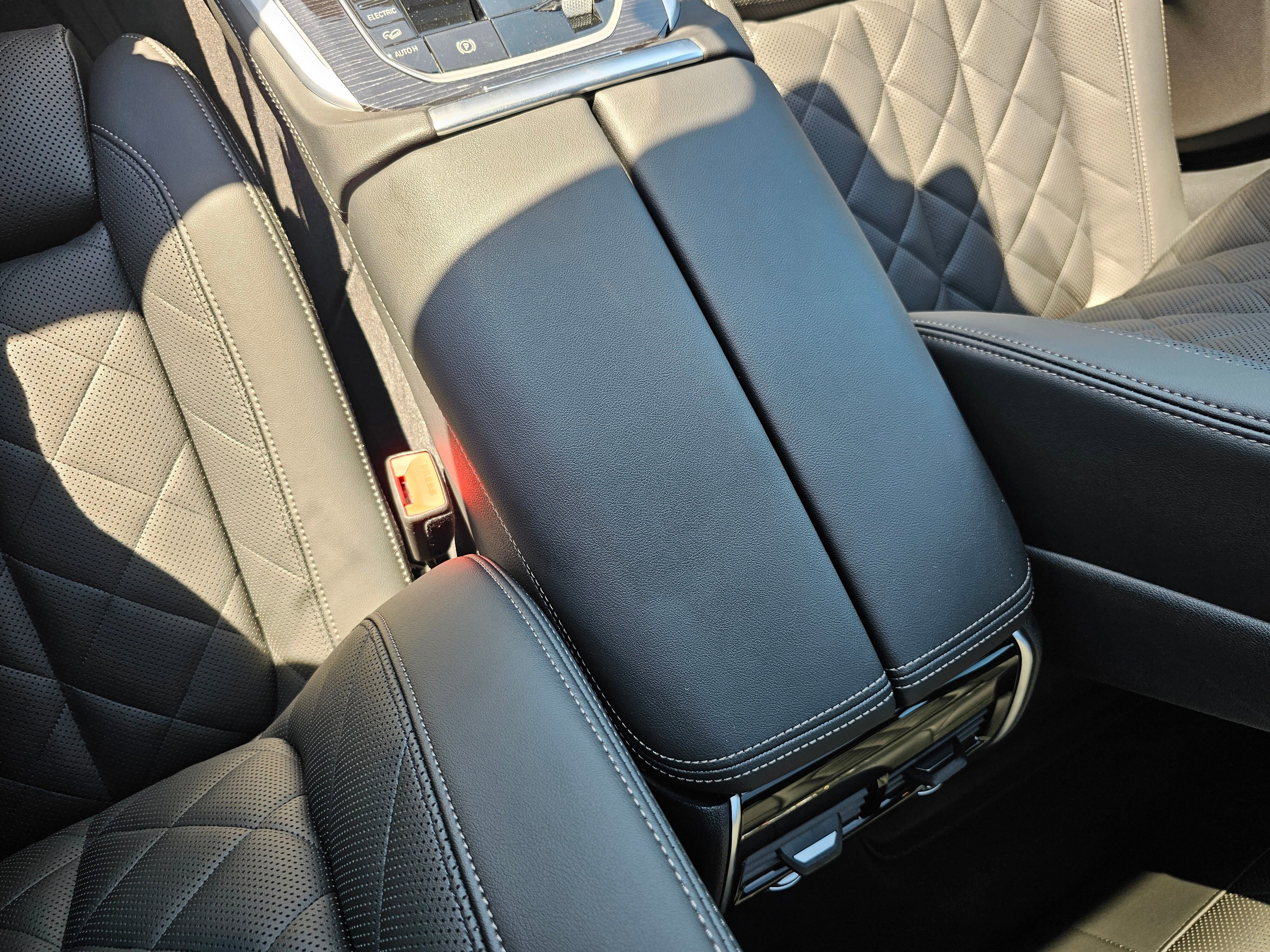 New 2026 BMW X5 xDrive50e w/ M Sport Package image 23