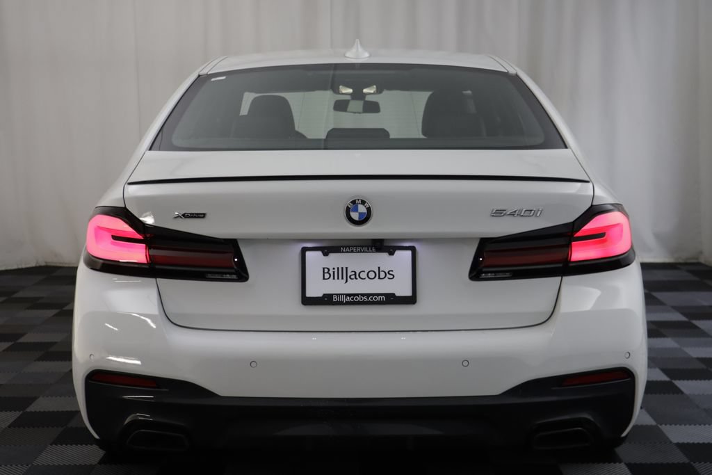 Used 2023 BMW 540i xDrive w/ M Sport Package AWD/4WD image 15