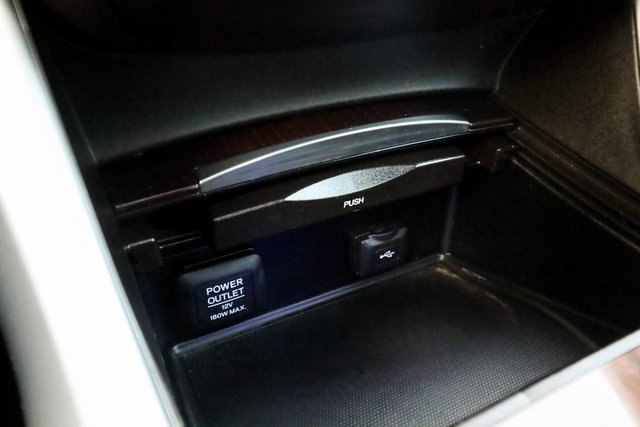 Used 2017 Acura TLX V6 SH-AWD w/ Technology Pkg image 55