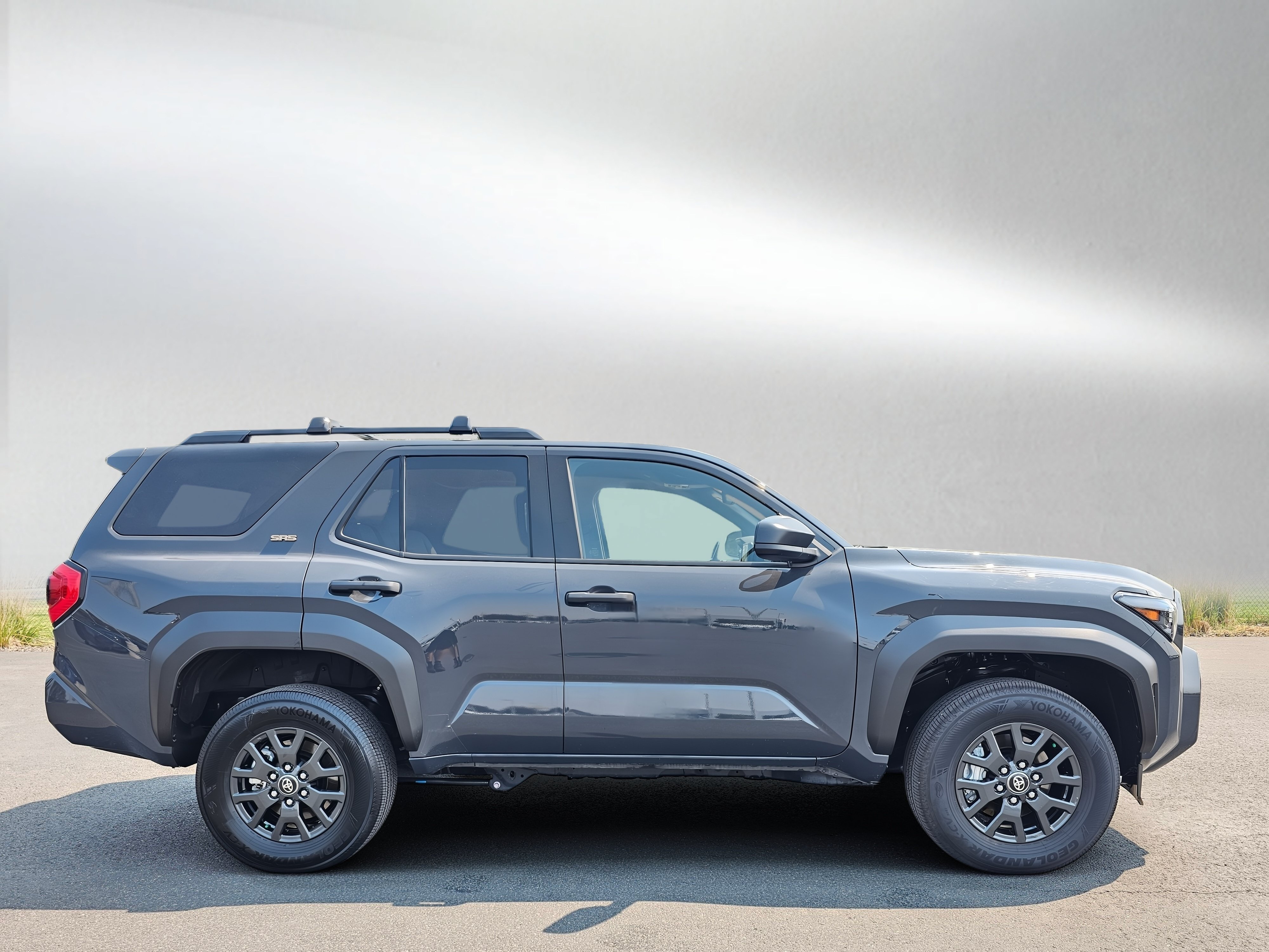 Used 2025 Toyota 4Runner SR5 AWD/4WD image 6