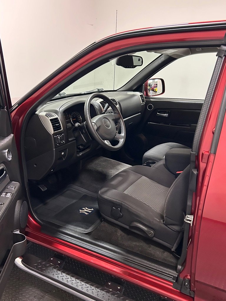 Used 2010 Chevrolet Colorado LT image 8