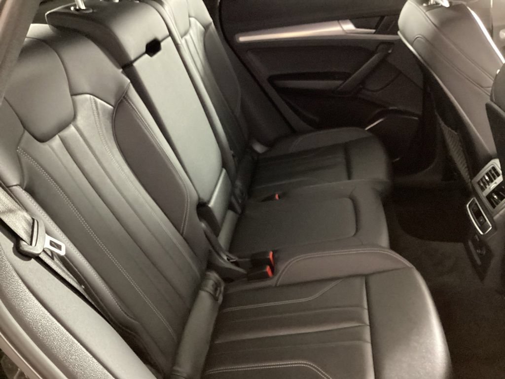 Used 2025 Audi Q5 2.0T Premium AWD/4WD image 21