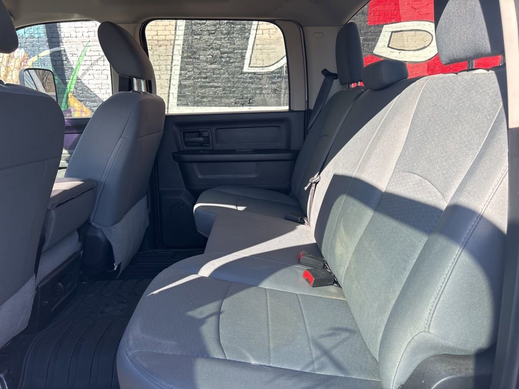 Used 2018 RAM 2500 Tradesman w/ Chrome Appearance Group image 19