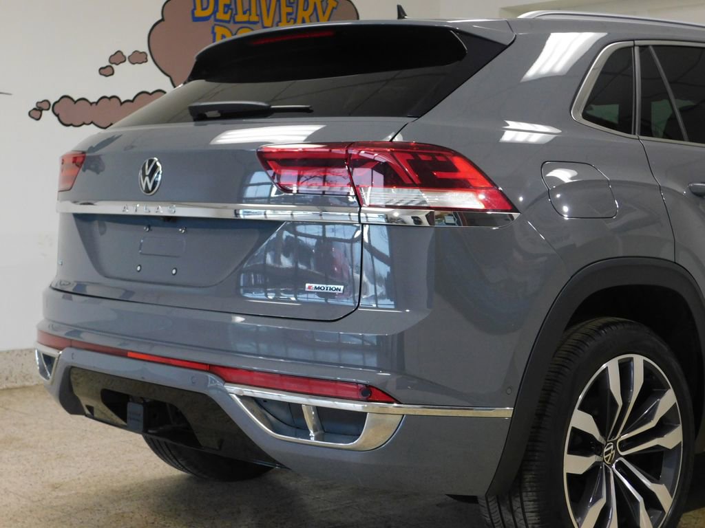 Used 2020 Volkswagen Atlas Cross Sport SEL Premium R-Line image 63