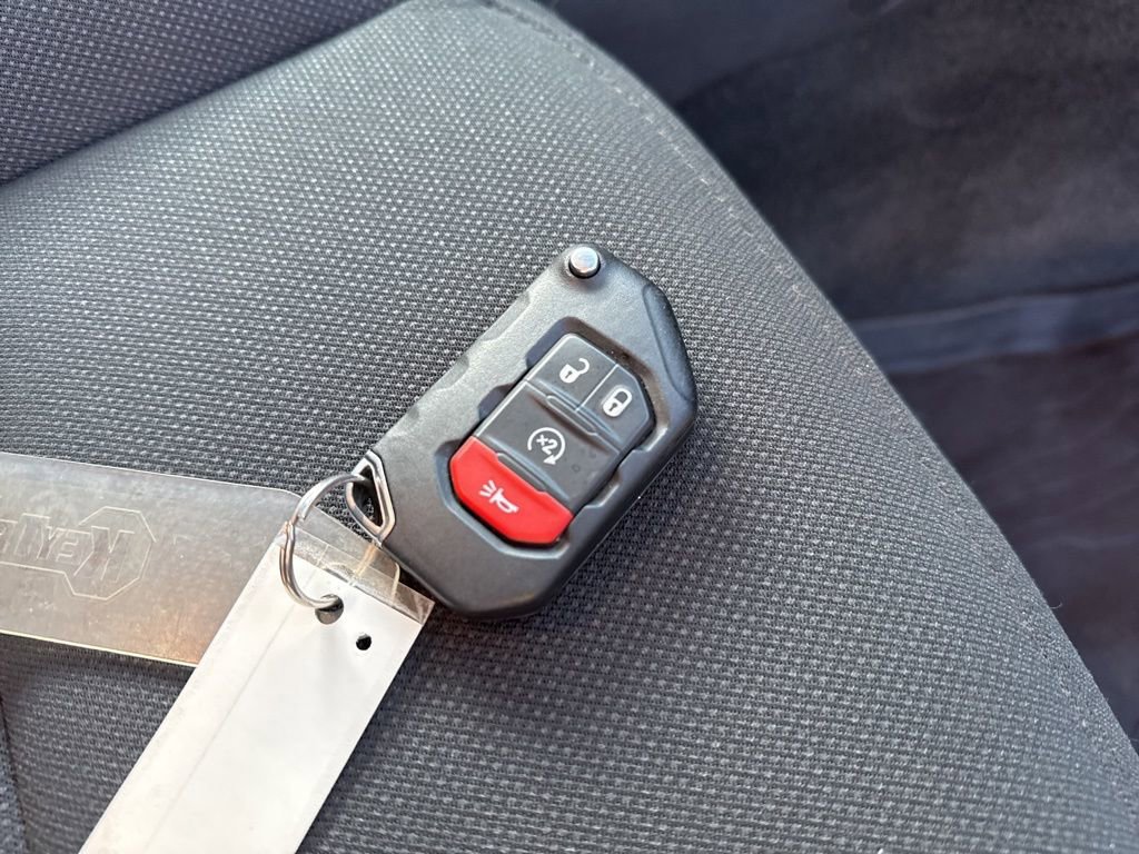 Used 2023 Jeep Wrangler Unlimited w/ Convenience Group image 42