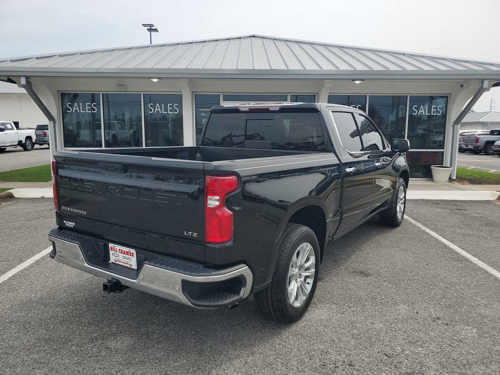 Used 2024 Chevrolet Silverado 1500 LTZ w/ LTZ Convenience Package II RWD image 6