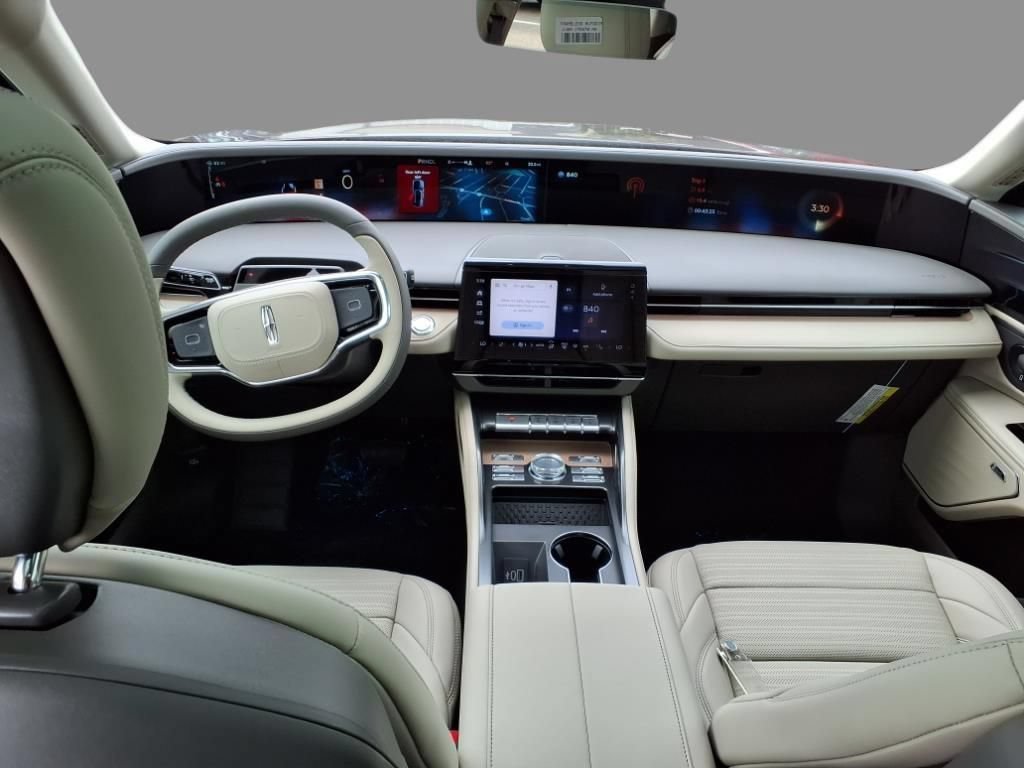 New 2025 Lincoln Nautilus Reserve w/ Jet Appearance Package AWD/4WD image 13