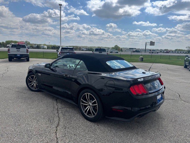 Used 2017 Ford Mustang GT Premium RWD image 7