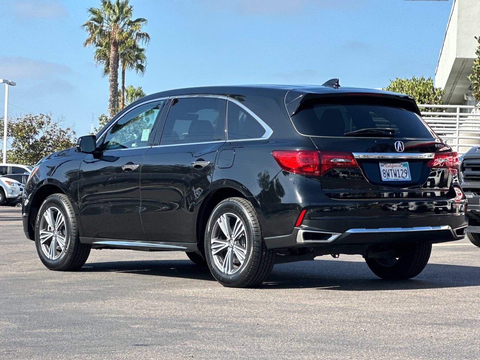 Used 2018 Acura MDX FWD image 3