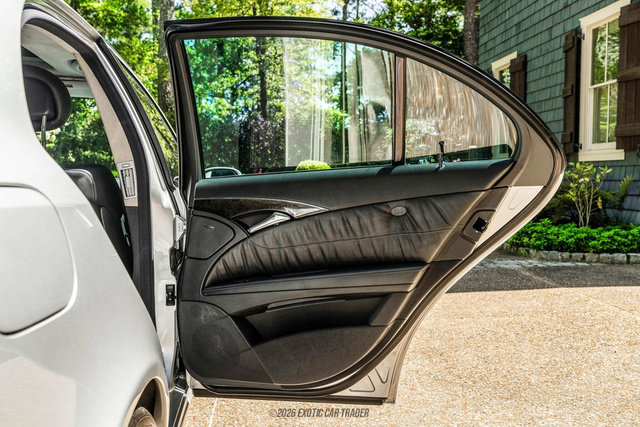 Used 2005 Mercedes-Benz E 55 AMG Sedan image 92