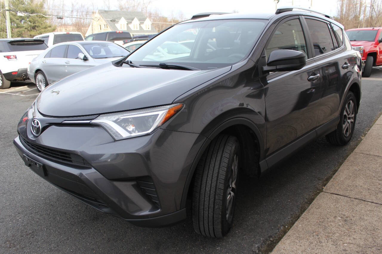 Used 2016 Toyota RAV4 LE image 5