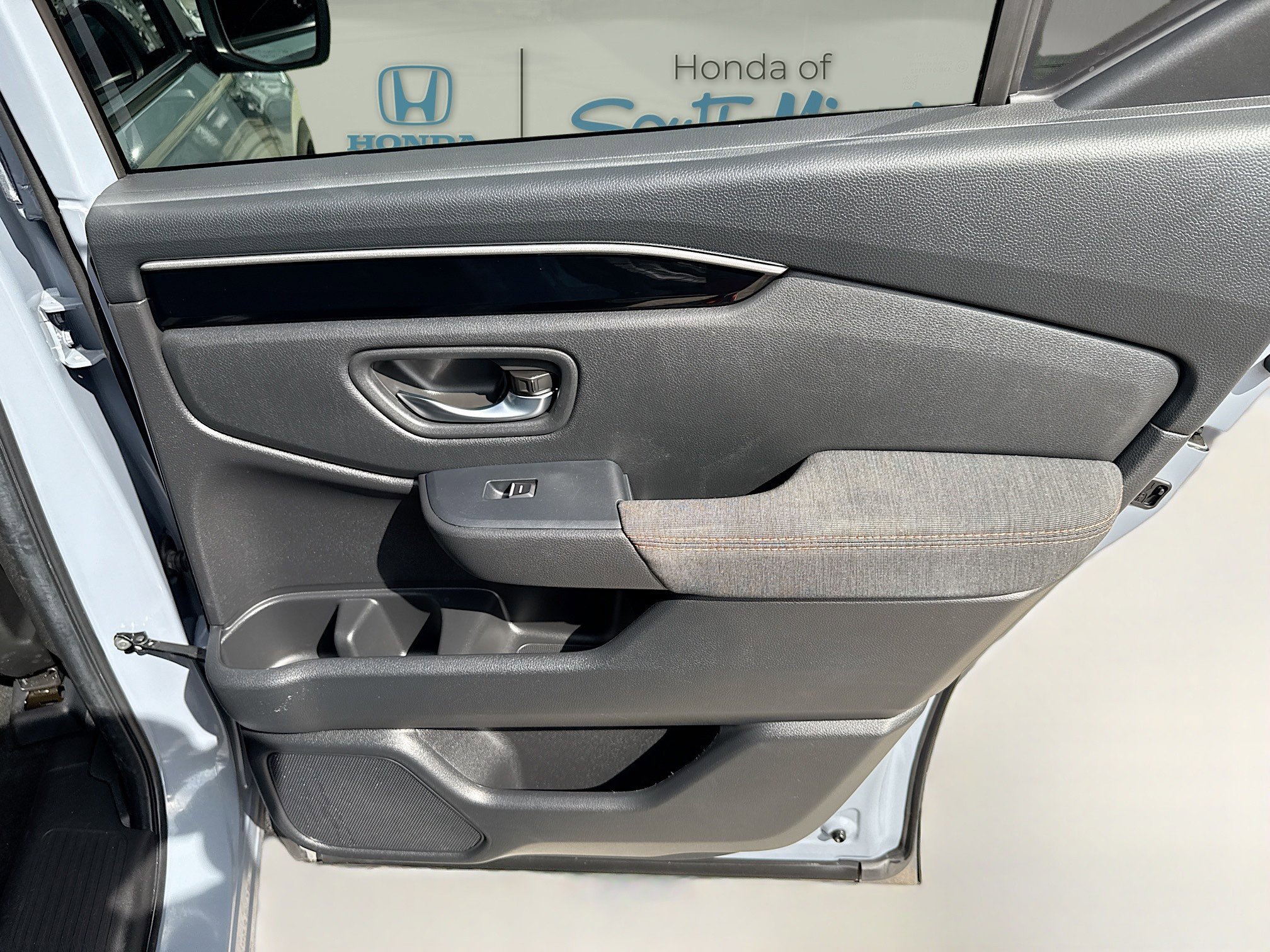 Used 2023 Honda Pilot Sport image 30