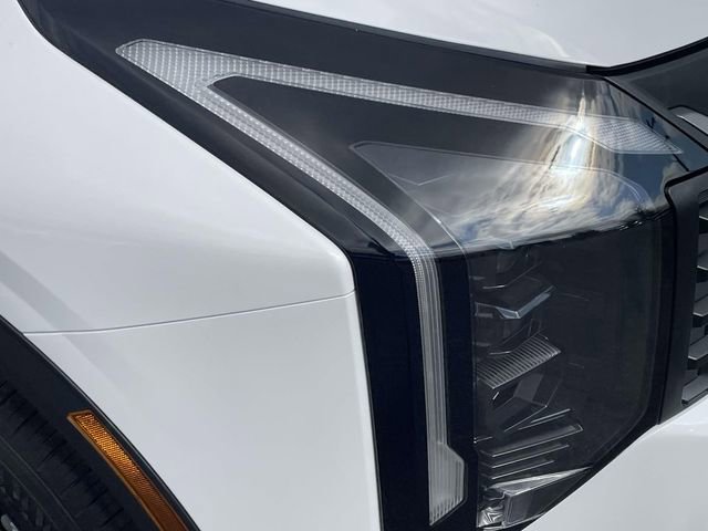 New 2026 Kia Sportage LX image 7