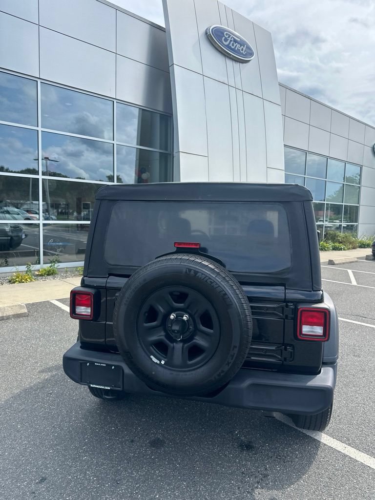 Used 2023 Jeep Wrangler Sport AWD/4WD image 6