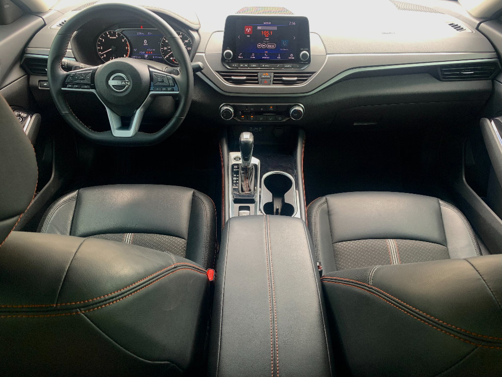 Used 2025 Nissan Altima 2.5 SR AWD/4WD image 13