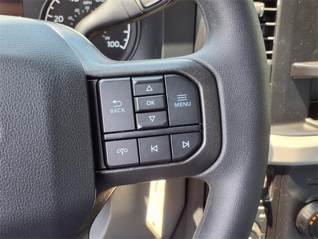 New 2025 Ford F550 4x4 Crew Cab image 16