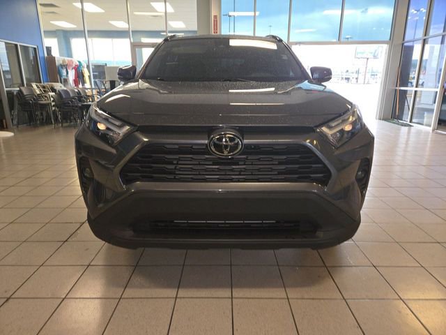 Used 2024 Toyota RAV4 XLE w/ Convenience Package FWD image 3