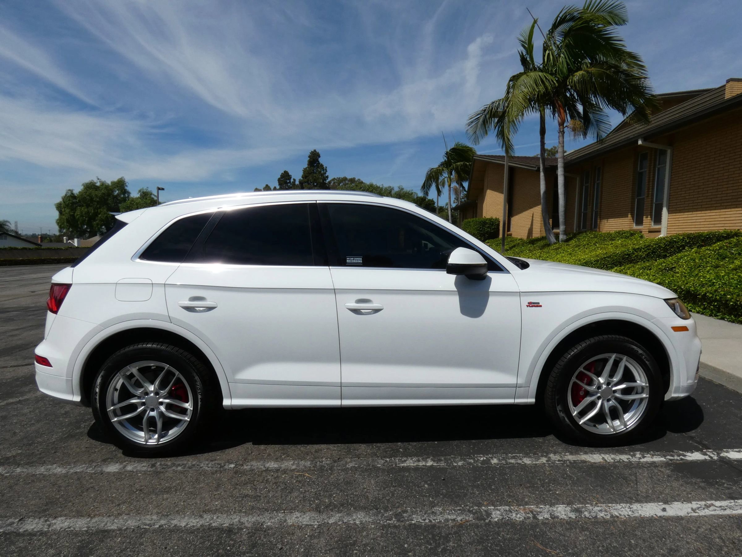 Used 2020 Audi Q5 e Premium Plus image 6
