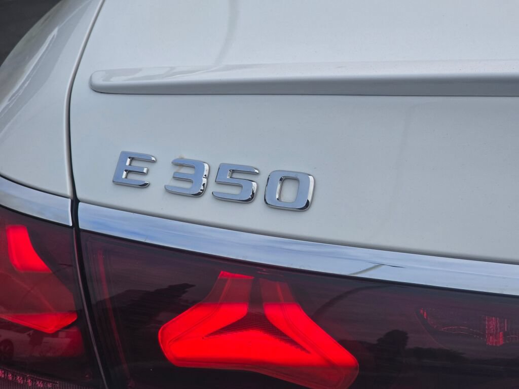 Used 2024 Mercedes-Benz E 350 4MATIC Sedan image 33