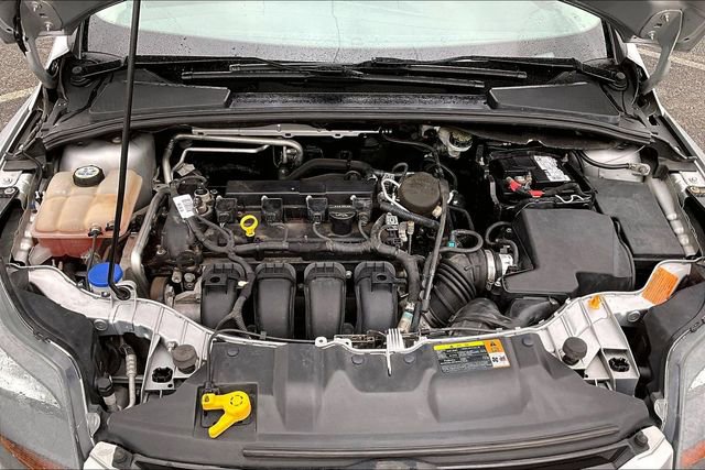 Used 2012 Ford Focus Titanium FWD image 30