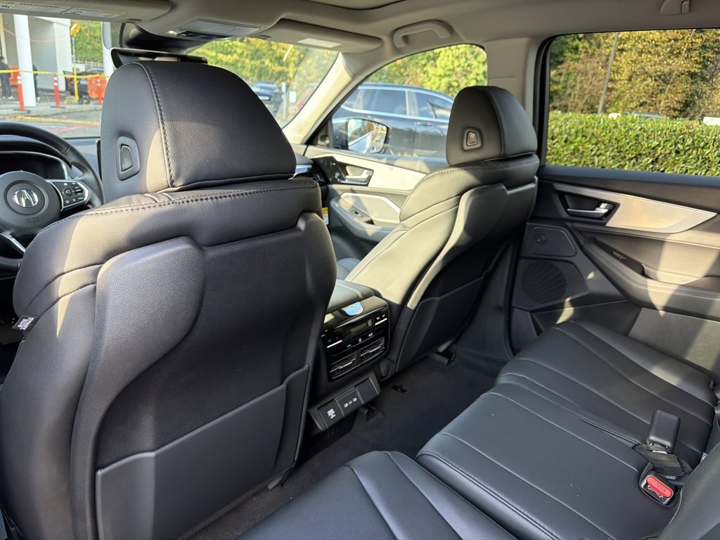 New 2026 Acura MDX SH-AWD image 29