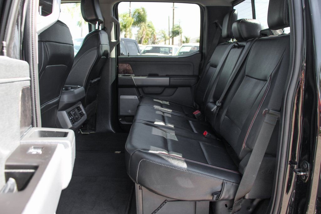 Used 2023 Ford F250 Lariat w/ Black Appearance Package AWD/4WD image 36