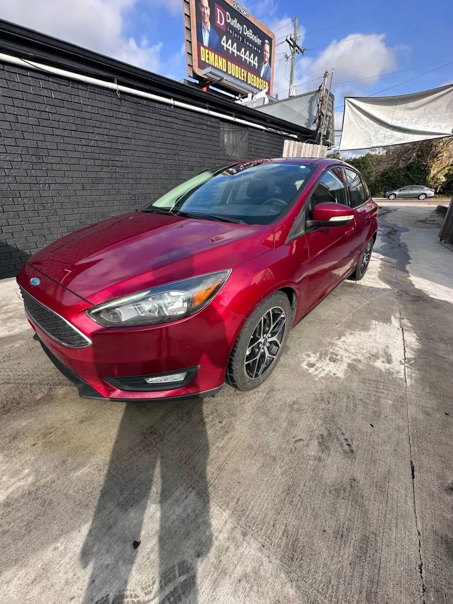 Used 2017 Ford Focus SEL image 3